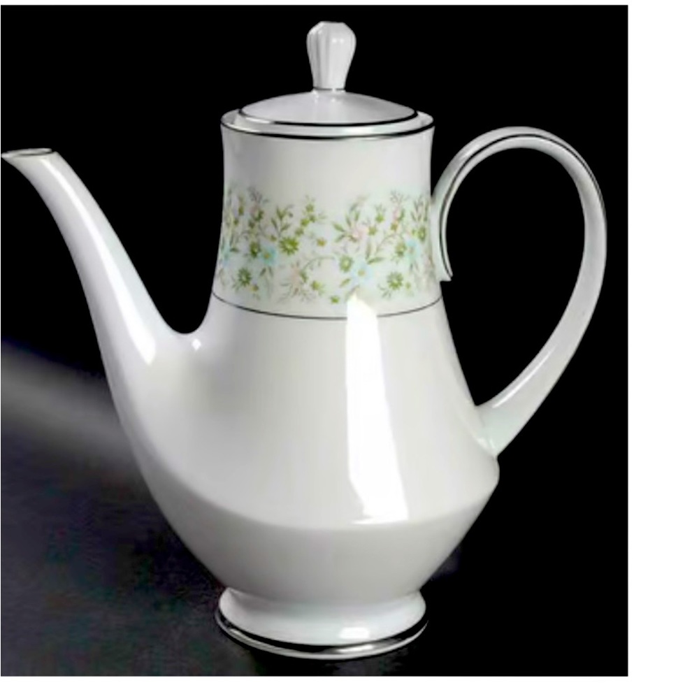 NORITAKE “Savannah” Coffee Pot